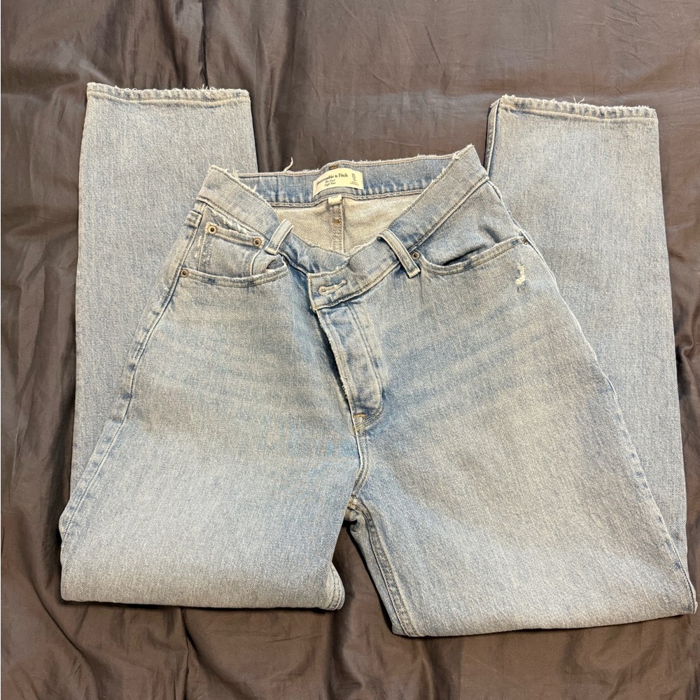 Abercrombie & Fitch Light Blue Straight Leg Jeans - Picture 4 of 7